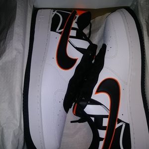 Air Force 1 '07 White/Black/Orange